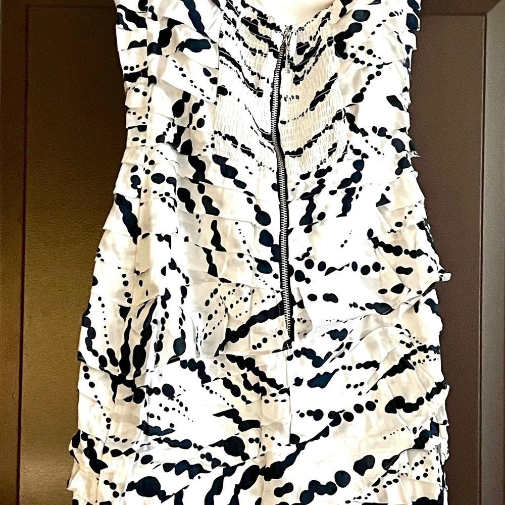 Strapless Mini Tube Dress By Jessica Simpson! Perfect 4 Girls Night! 💕 - Picture 5 of 16